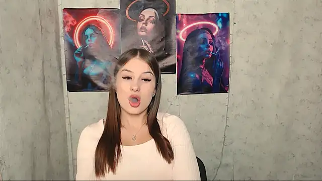  MiaAngell online show from September 30, 2025, 2:11 pm