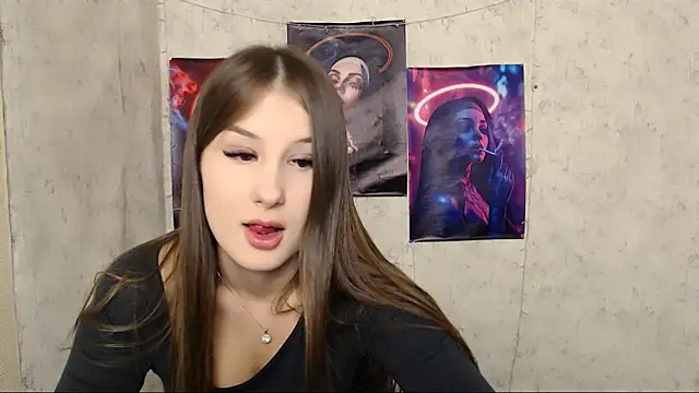  MiaAngell online show from October 5, 2025, 1:53 pm