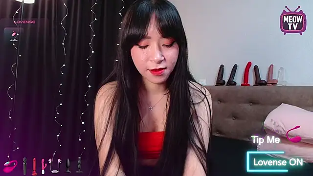 miyakimi0101 online show from October 3, 2025, 11:46 pm