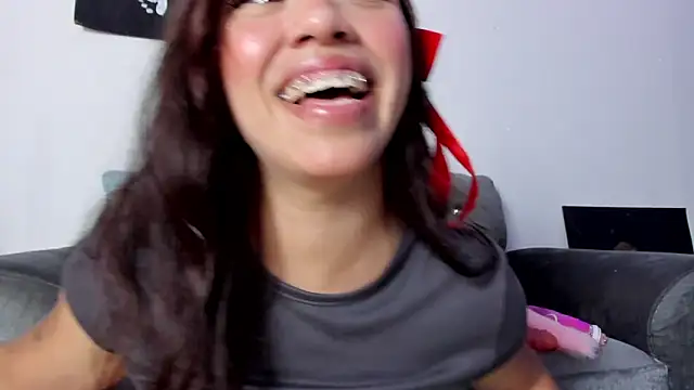 venezolanacute01  online show from March 15, 2026, 6:19 am