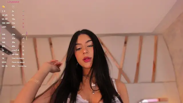 Gracia-Carrera online show from October 15, 2025, 10:54 pm