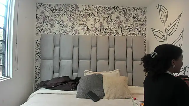 Snapshot of Natasha_rose__ chatting on October 4, 2025, 7:34 pm Natasha rose online show from October 4, 2025, 7:34 pm