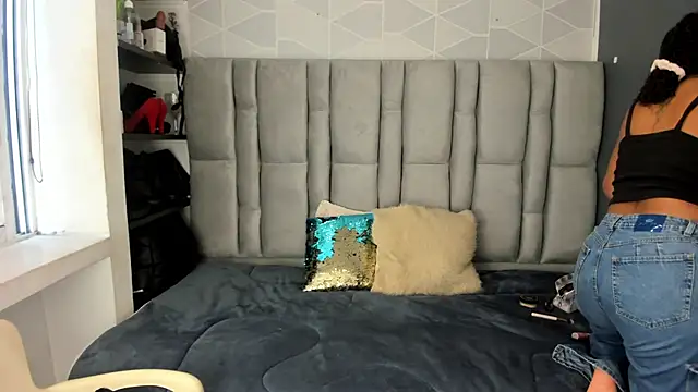 Snapshot of Natasha_rose__ chatting on December 13, 2025, 7:53 pm Natasha rose online show from December 13, 2025, 7:53 pm