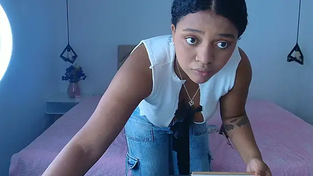 Snapshot of Natasha_rose__ chatting on February 11, 2026, 7:52 pm Natasha rose online show from February 11, 2026, 7:52 pm