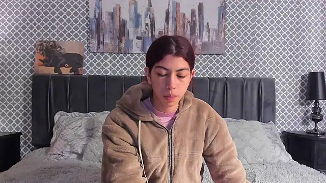 Snapshot of Cassie_bloom chatting on February 25, 2025, 7:31 am Cassie bloom online show from February 25, 2025, 7:31 am