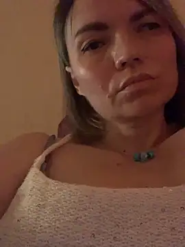 Snapshot of Ella_Pearlie chatting on September 28, 2025, 8:58 pm Ella Pearlie online show from September 28, 2025, 8:58 pm
