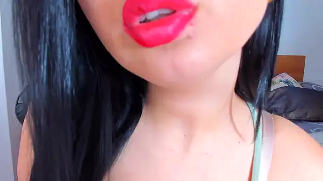 ValeeryRose  online show from November 30, 2025, 11:03 am