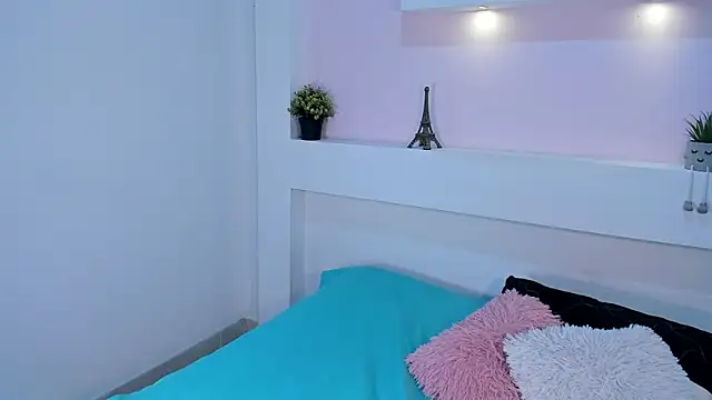 JasmineBella0 online show from October 20, 2025, 7:47 pm