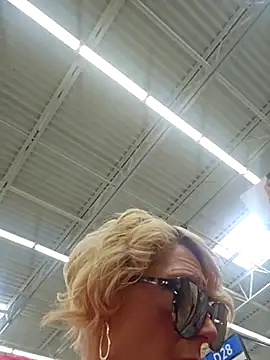 beautifulmee23 online show from February 25, 2025, 5:58 pm