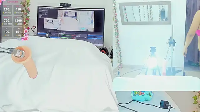 Genesis Love   online show from March 9, 2025, 9:35 am