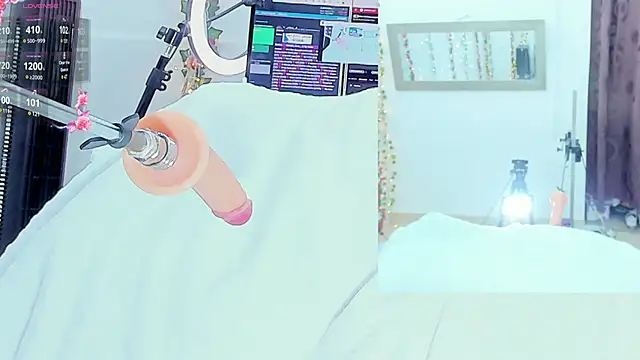 Genesis Love   online show from March 20, 2025, 3:47 pm