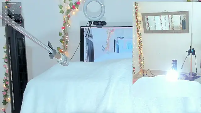 Genesis Love   online show from September 18, 2025, 6:04 am