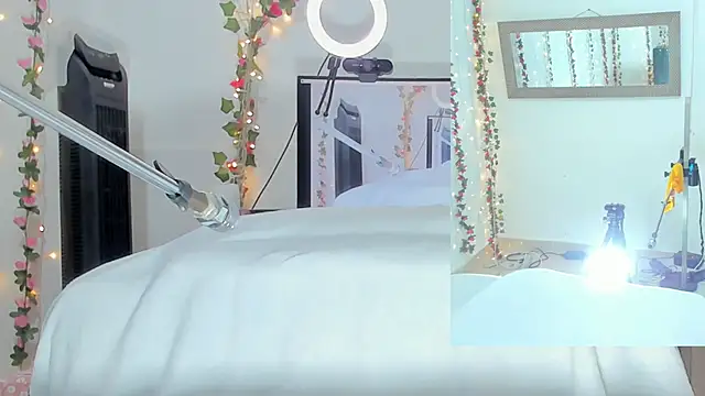 Genesis Love   online show from September 24, 2025, 9:23 am