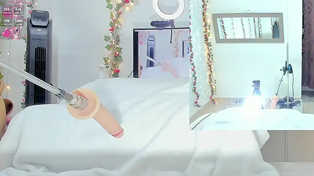 Genesis Love   online show from October 6, 2025, 9:29 am