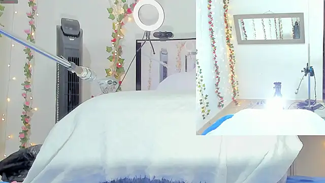 Genesis Love   online show from October 8, 2025, 9:29 am