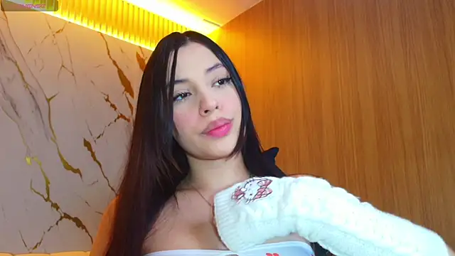Melodypretty1 online show from September 24, 2025, 1:14 pm
