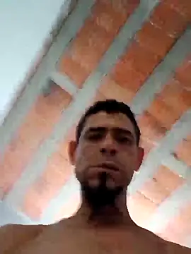 Snapshot of 39januario chatting on February 2, 2026, 10:52 pm 39januario online show from February 2, 2026, 10:52 pm