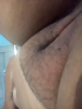 Milynhaofc online show from December 17, 2025, 2:12 pm