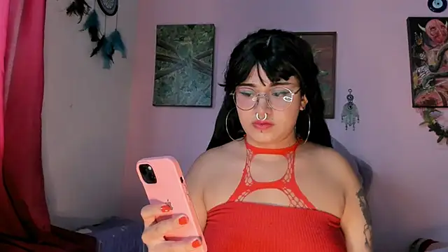 Snapshot of Maddy_Jhonsson chatting on July 1, 2026, 10:42 pm Maddy Jhonsson online show from July 1, 2026, 10:42 pm