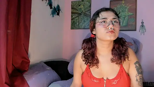 Snapshot of Maddy_Jhonsson chatting on July 9, 2026, 2:15 am Maddy Jhonsson online show from July 9, 2026, 2:15 am