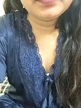 Snapshot of RICHA_0 chatting on February 21, 2025, 10:17 am RICHA 0 online show from February 21, 2025, 10:17 am
