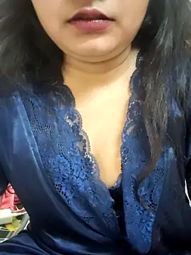 Snapshot of RICHA_0 chatting on February 28, 2025, 6:41 pm RICHA 0 online show from February 28, 2025, 6:41 pm