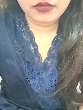 Snapshot of RICHA_0 chatting on March 4, 2025, 5:24 pm RICHA 0 online show from March 4, 2025, 5:24 pm