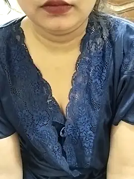 Snapshot of RICHA_0 chatting on March 5, 2025, 1:10 am RICHA 0 online show from March 5, 2025, 1:10 am