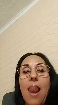 Ramona870 online show from March 8, 2025, 7:27 am