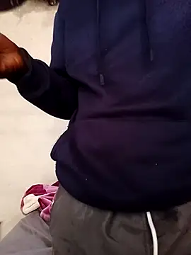 lilpip online show from December 18, 2025, 5:35 am