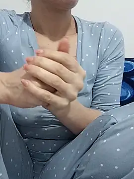 BUSE8821 online show from December 20, 2025, 2:24 pm