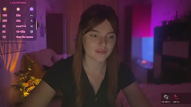 CherryRed Girl online show from November 10, 2025, 8:08 pm