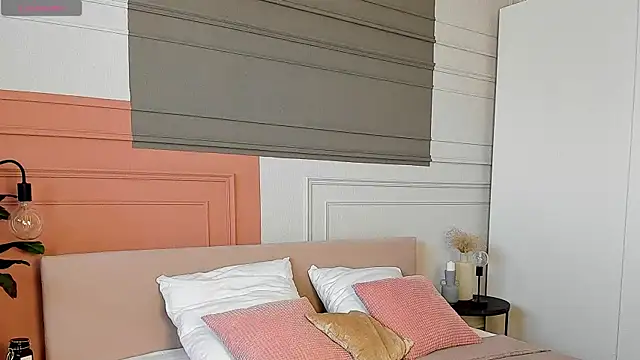  BunnyDollStella  online show from February 25, 2025, 7:31 am