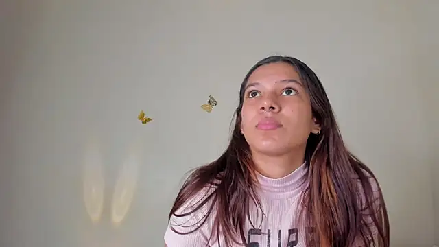 violett 24  online show from October 22, 2025, 11:26 pm