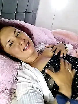 Snapshot of Megan-01- chatting on March 13, 2025, 4:27 am Megan-01- online show from March 13, 2025, 4:27 am