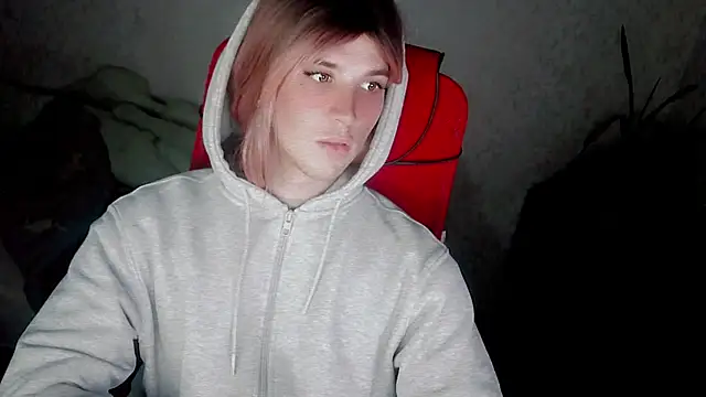 hellenspellman online show from September 23, 2025, 4:43 pm