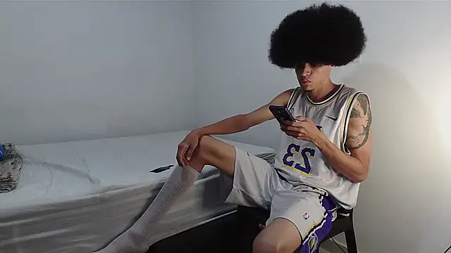 Smith Gael online show from November 29, 2025, 11:41 pm