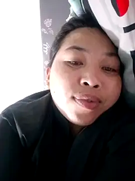 Snapshot of Sweet_fatty18 chatting on October 21, 2025, 3:24 pm Sweet fatty18 online show from October 21, 2025, 3:24 pm