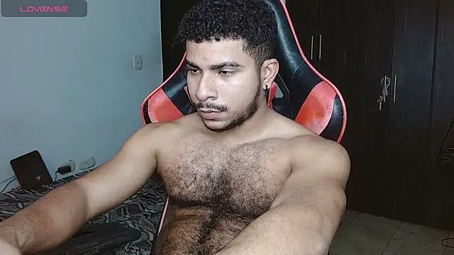 Javier Hot27 online show from March 13, 2026, 6:47 pm