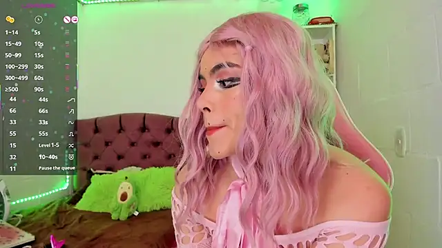 Snapshot of kit_kat_10 chatting on February 26, 2025, 1:32 am kit kat 10 online show from February 26, 2025, 1:32 am