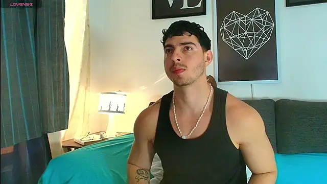 thomyafar online show from November 18, 2025, 4:22 pm