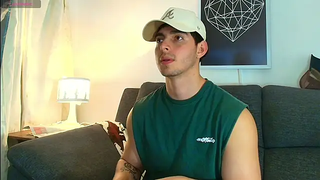 thomyafar online show from December 17, 2025, 5:13 am