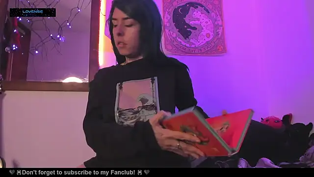 Hisato111 online show from October 23, 2025, 12:26 pm