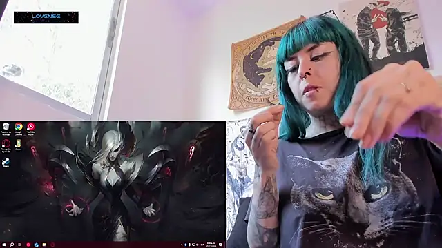 Hisato111 online show from November 21, 2025, 1:54 pm