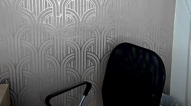 BloodyMaary  online show from March 7, 2025, 12:01 pm