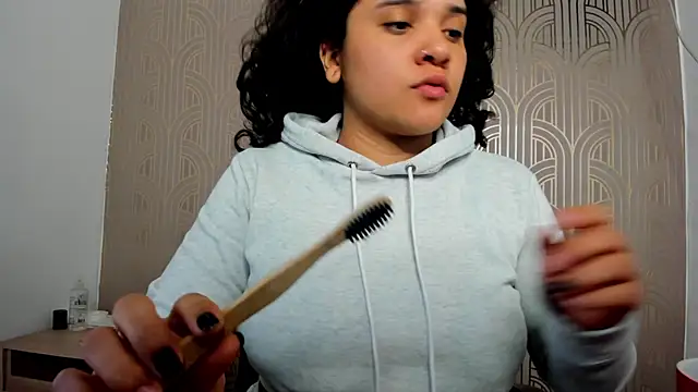 BloodyMaary  online show from March 11, 2025, 2:51 pm