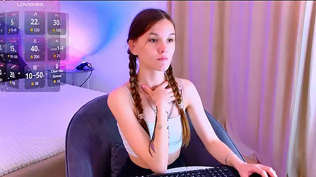 Amber Rogers online show from October 11, 2025, 2:26 pm