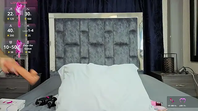 Effie cooper online show from October 1, 2025, 7:20 pm