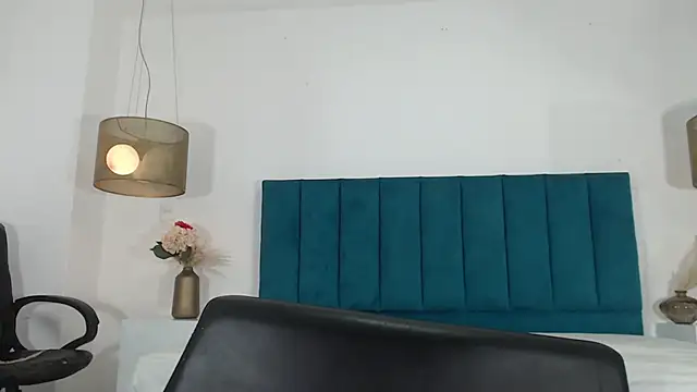 Snapshot of AnnHouston1 chatting on February 27, 2025, 11:41 am AnnHouston1 online show from February 27, 2025, 11:41 am