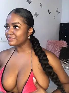 Snapshot of ValerieBlakee chatting on March 21, 2025, 11:56 pm ValerieBlakee online show from March 21, 2025, 11:56 pm